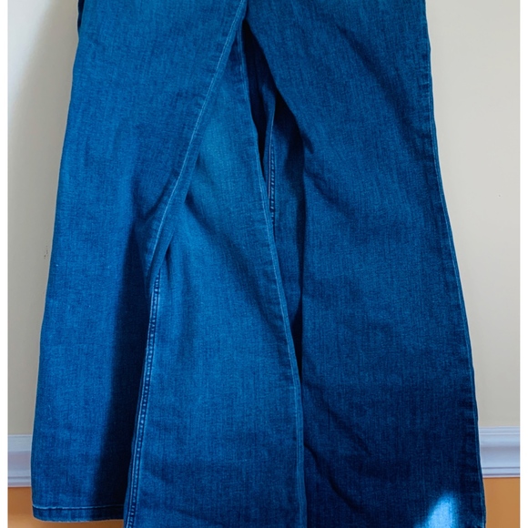 Mini Flare Jeans Mid waist - Picture 2 of 4